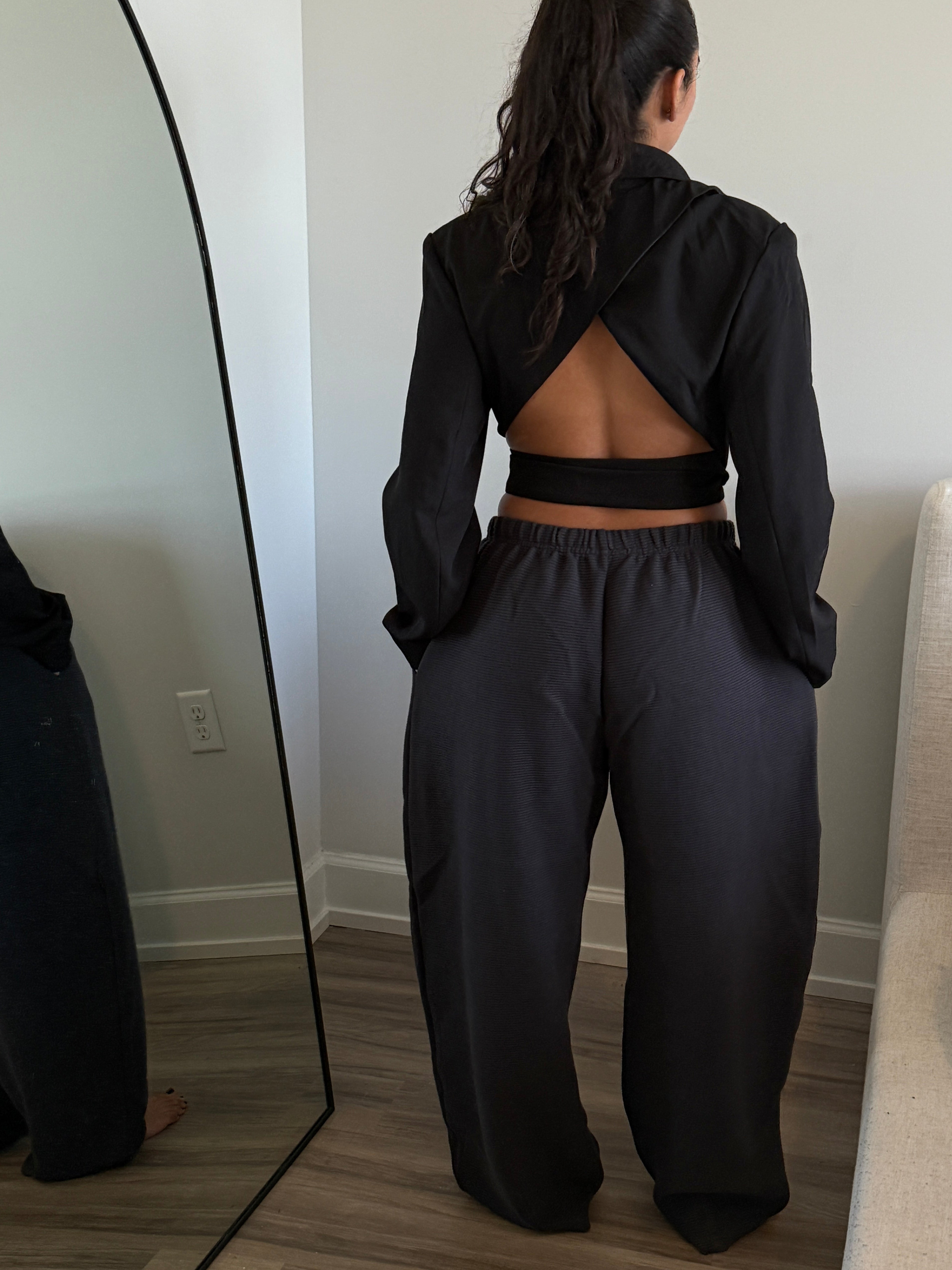 THE KROPPED STRUCTURED BLAZER