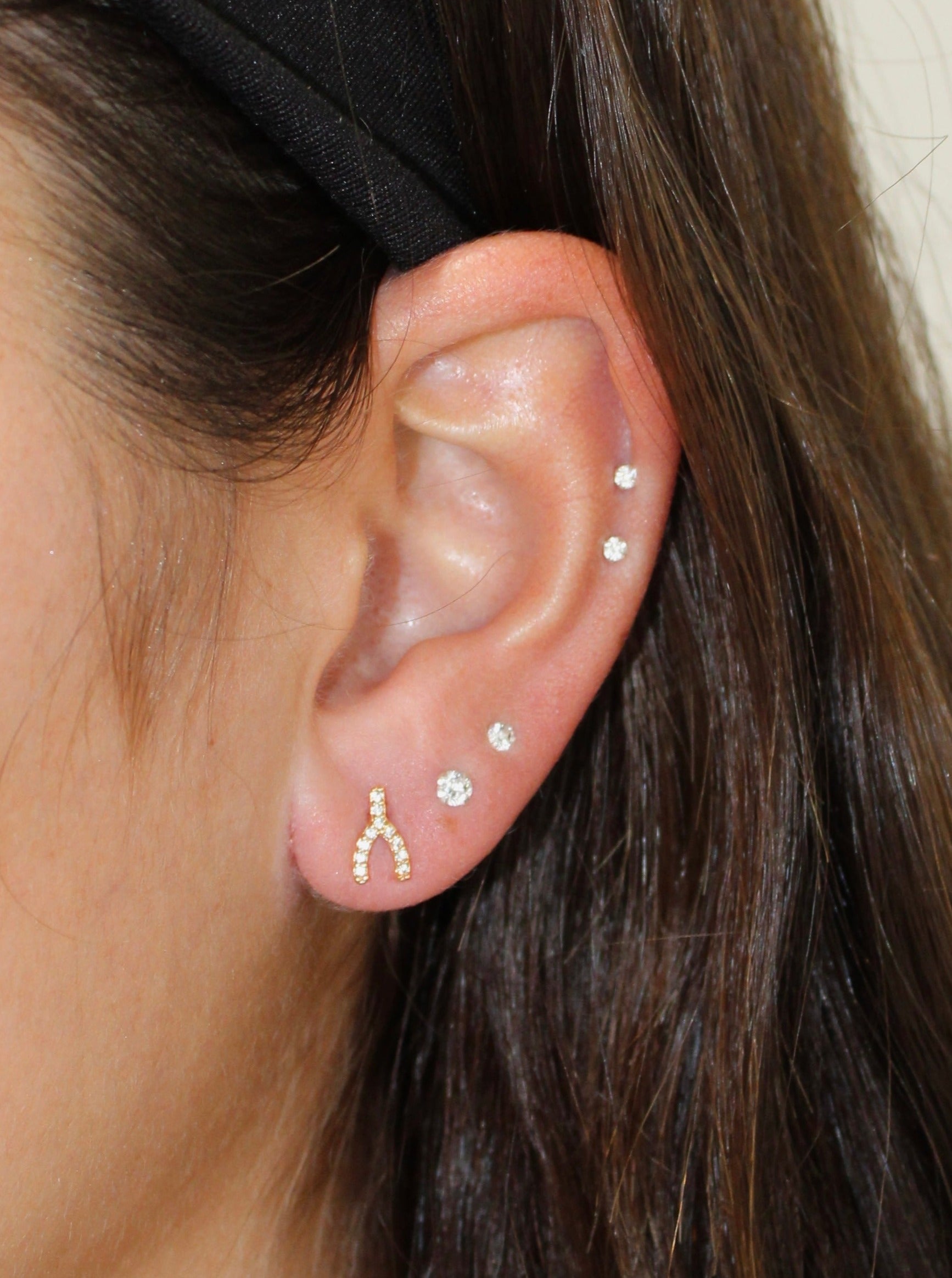 LUCKY GIRL STUDS