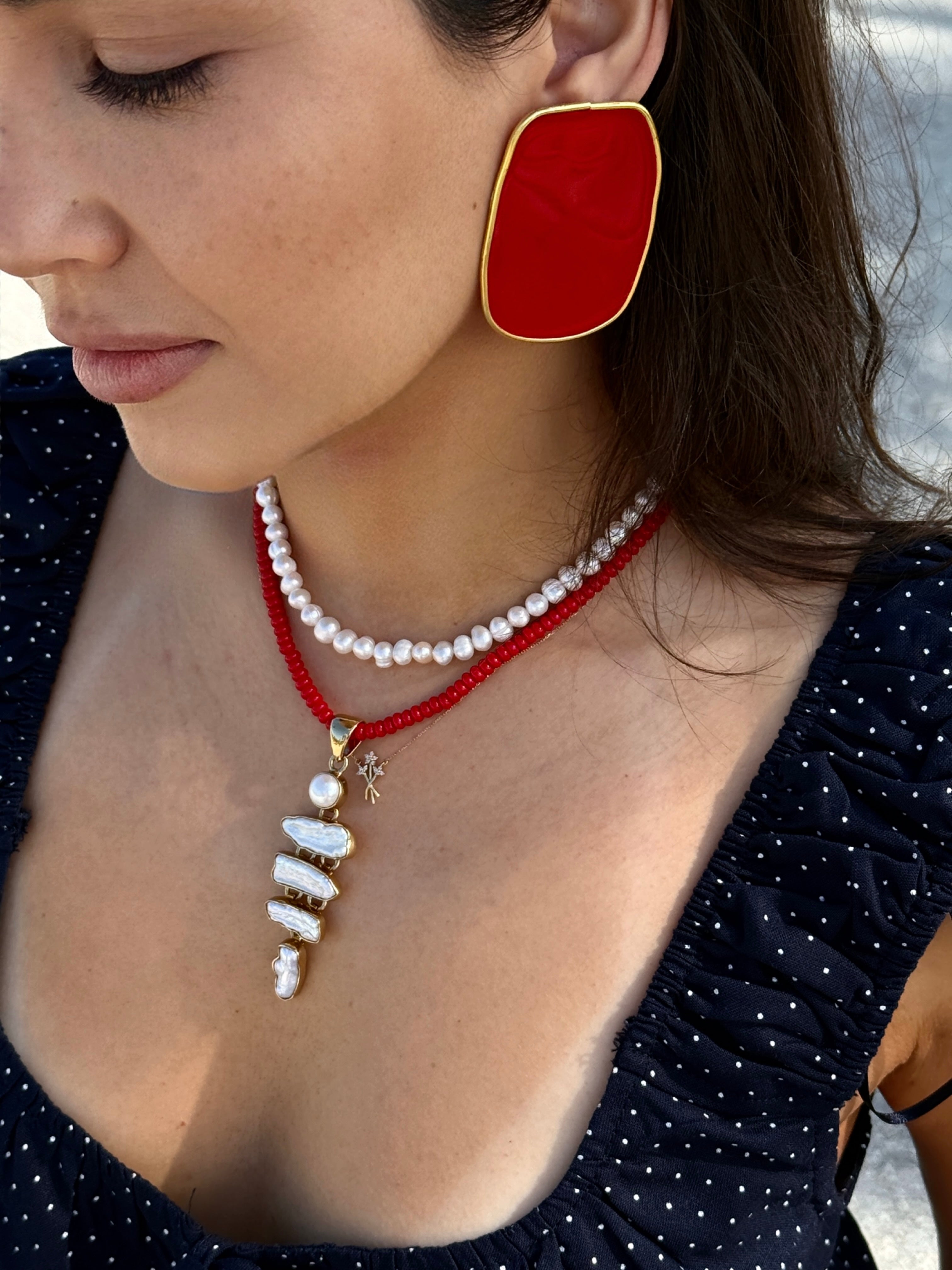 Roja Necklace