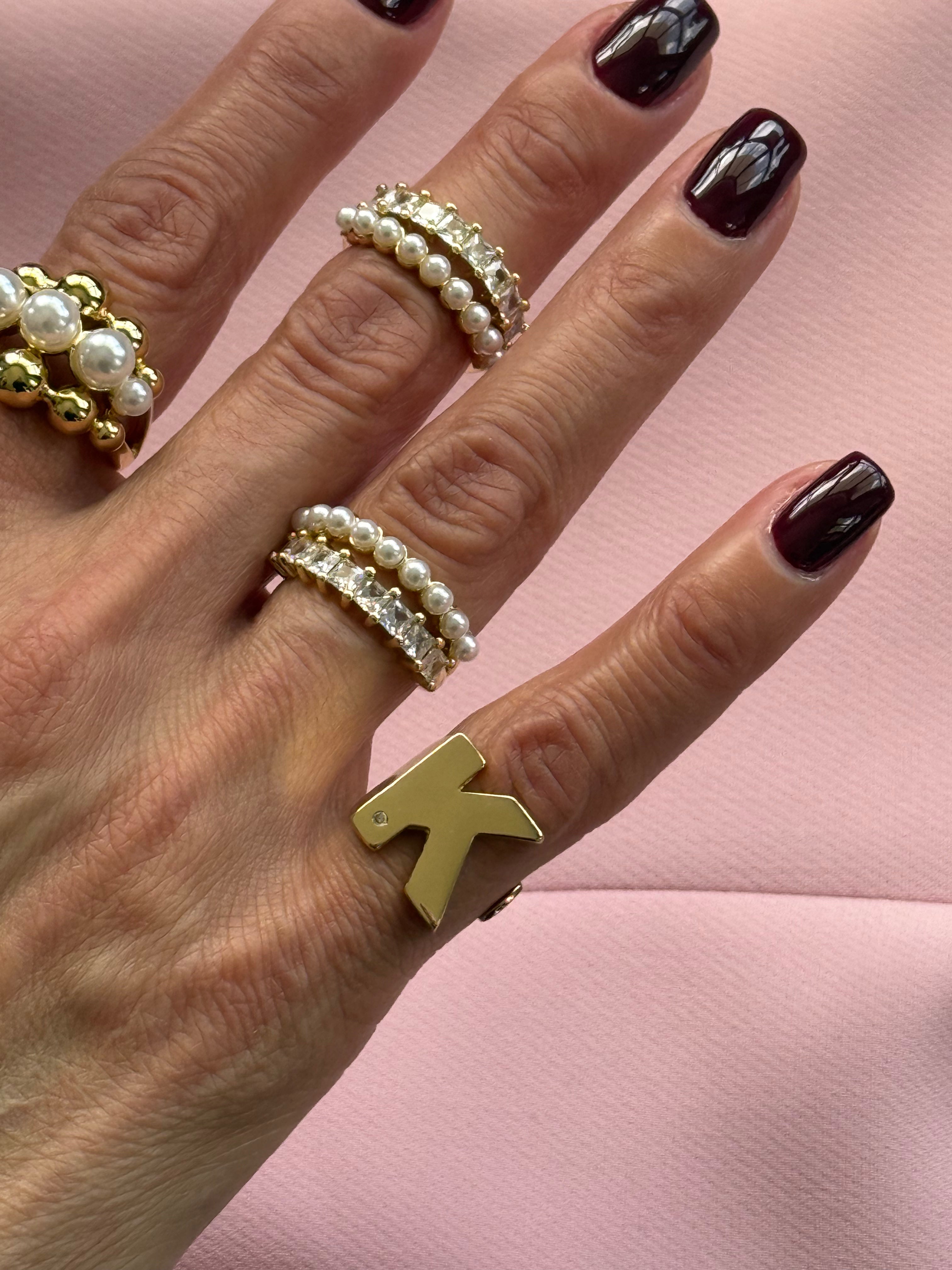 INITIAL PINKY RING