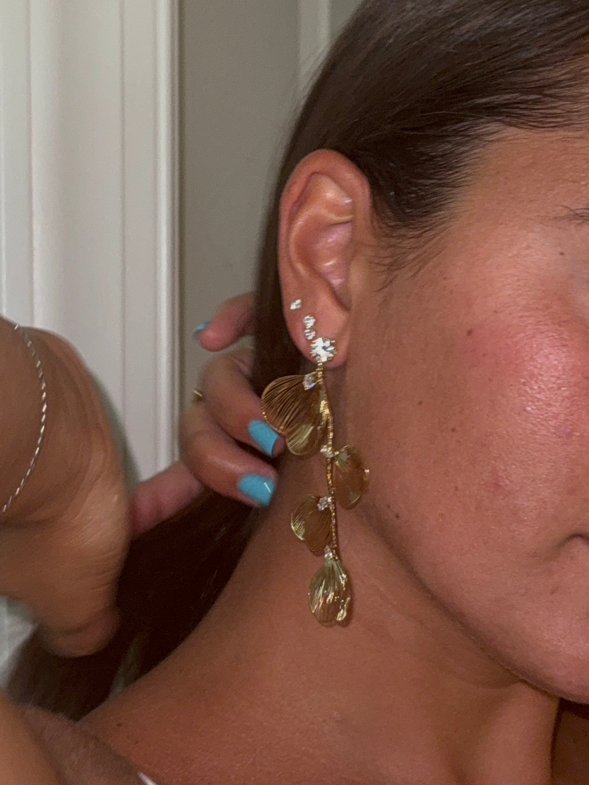 LUCKY PETAL EARRINGS