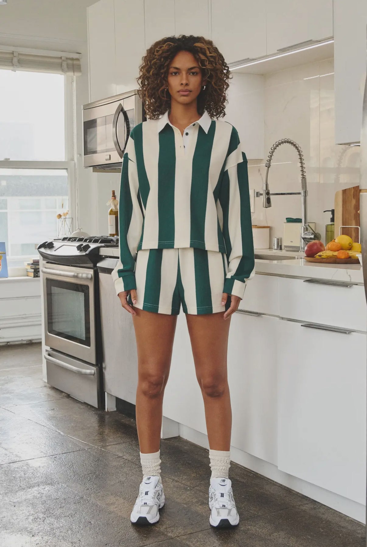VARSITY SET