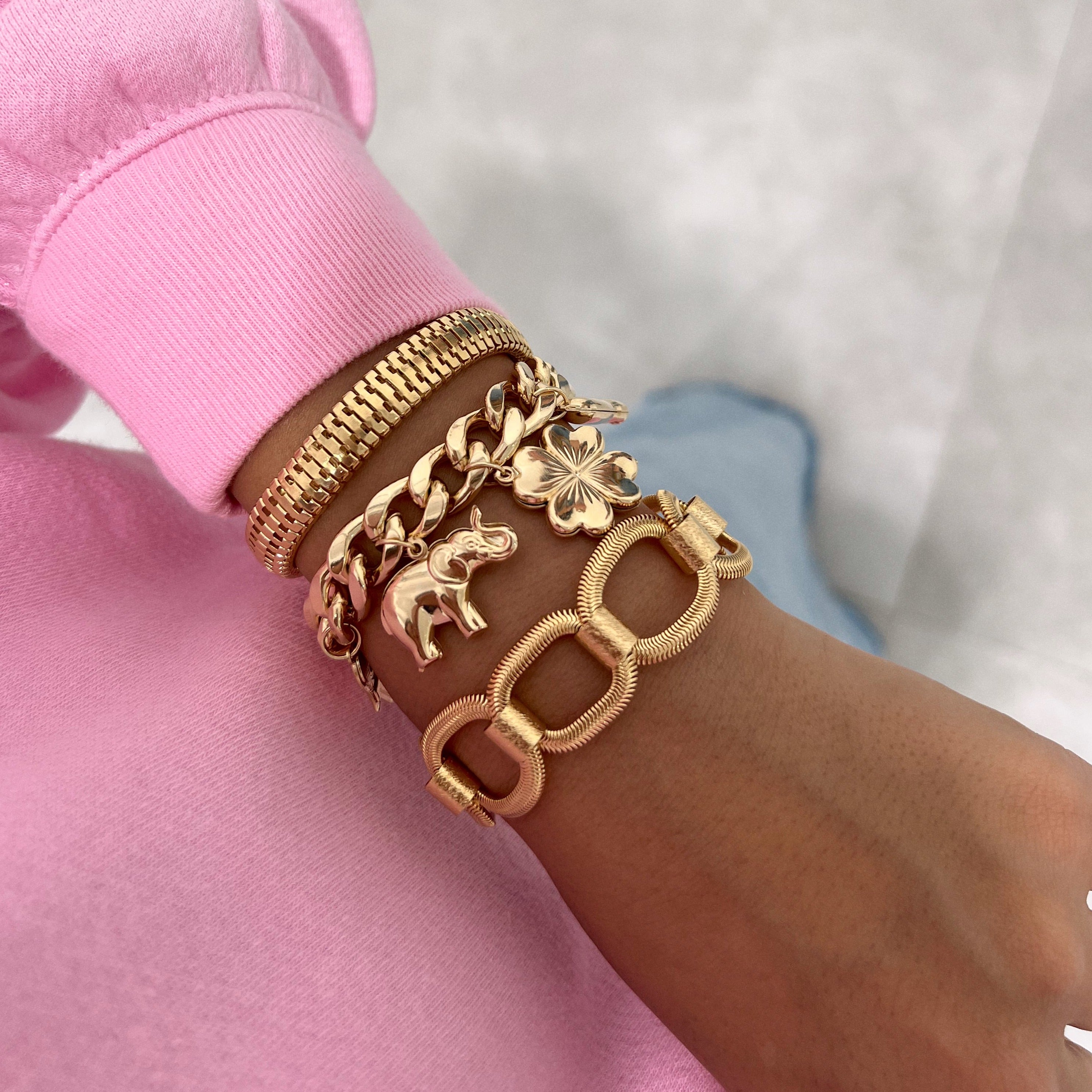 OPEN LOOP HERRINGBONE BRACELET