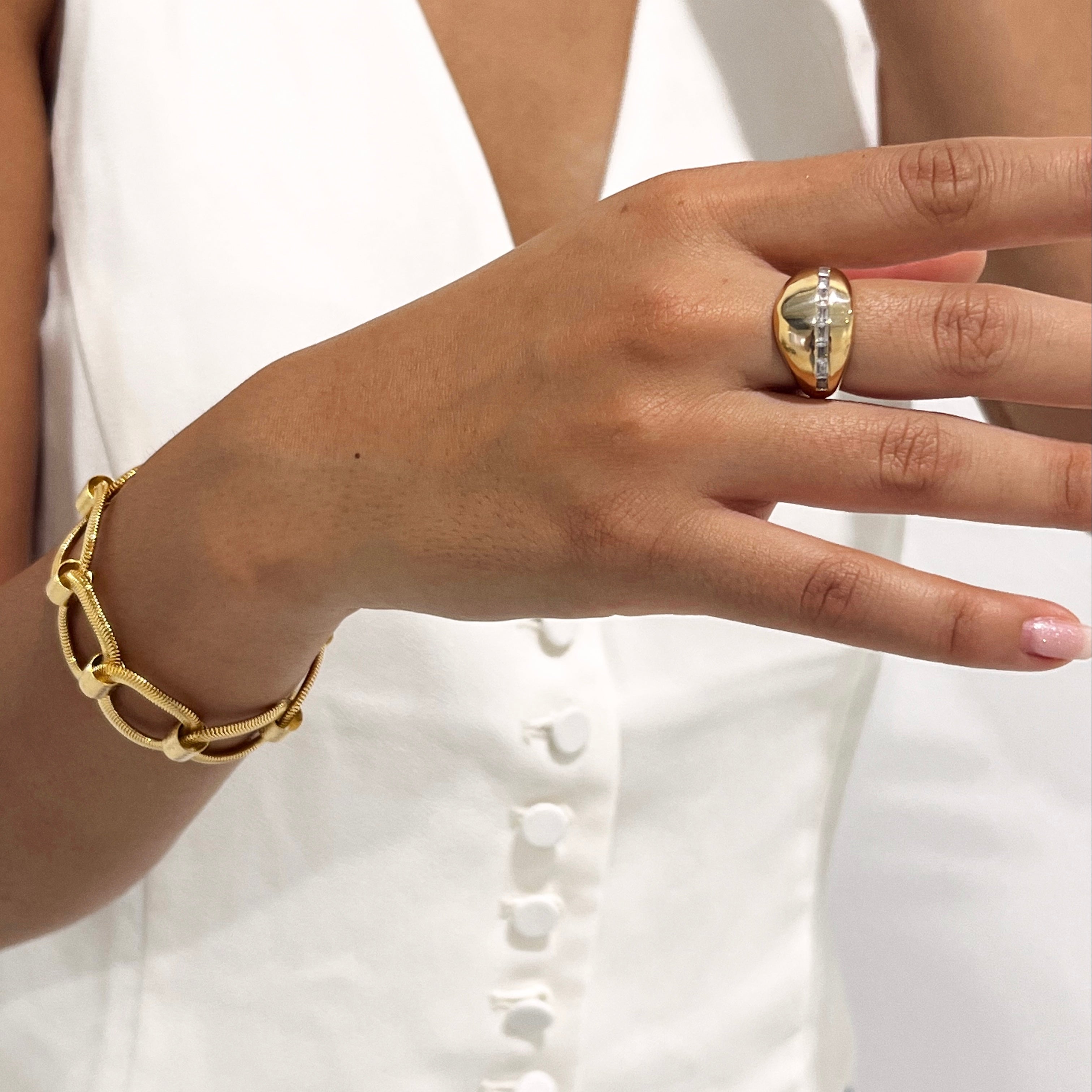 OPEN LOOP HERRINGBONE BRACELET