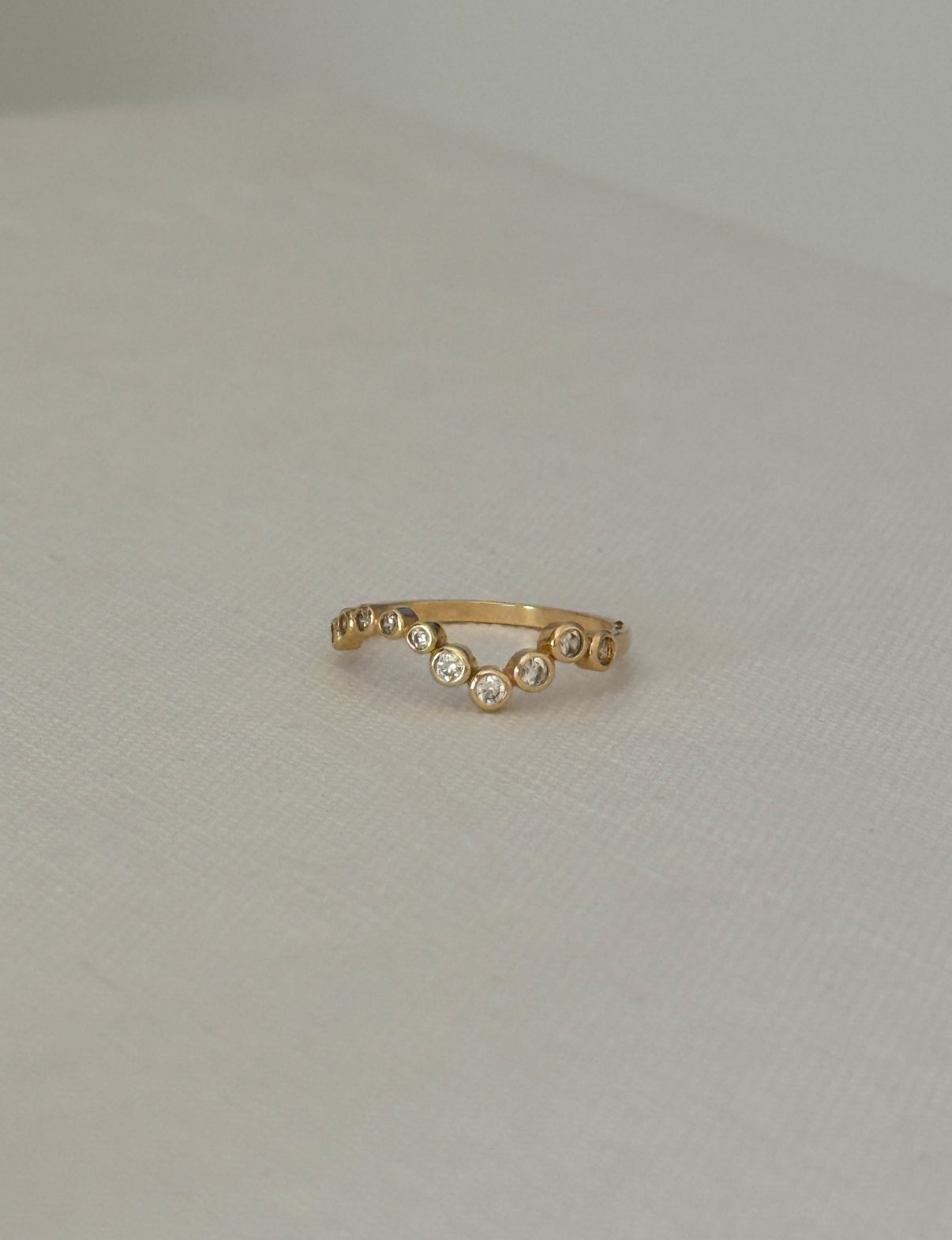 KRYSTAL WAVES RING