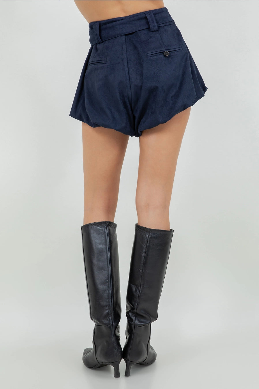 SUEDE BUBBLE SHORTS
