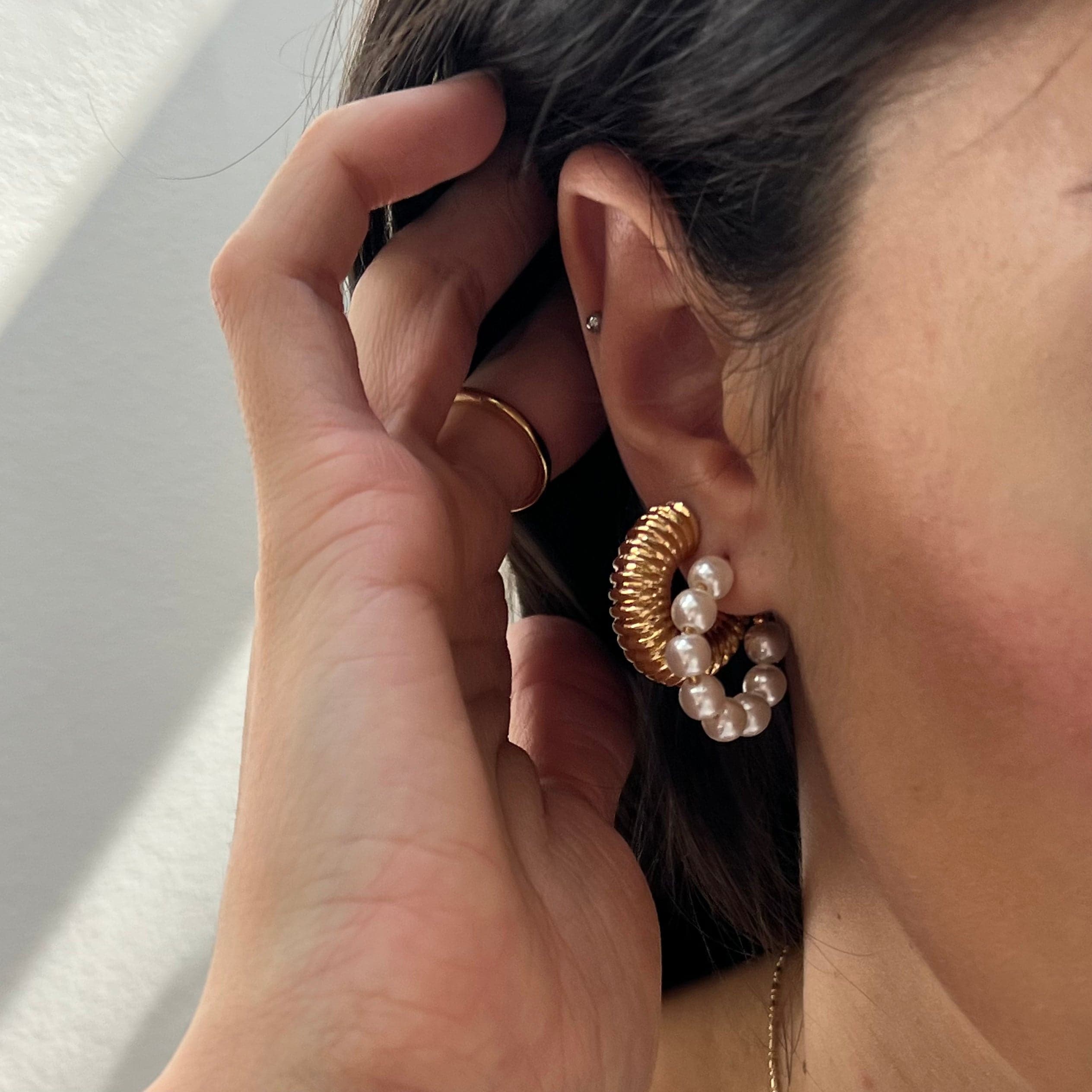 Pearl Mini Hoops - Kasa Karly