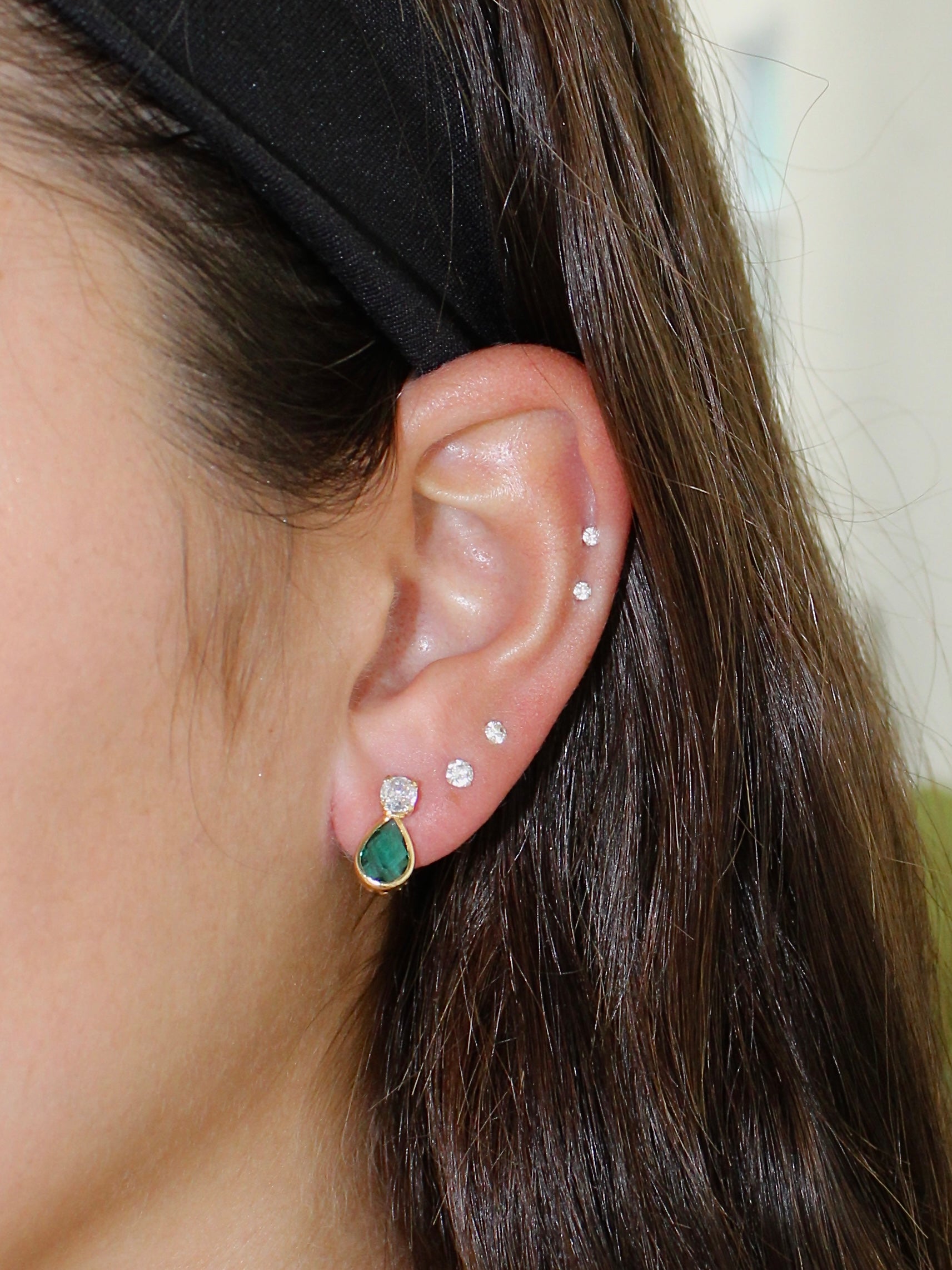 MINTED EMERALD STUDS