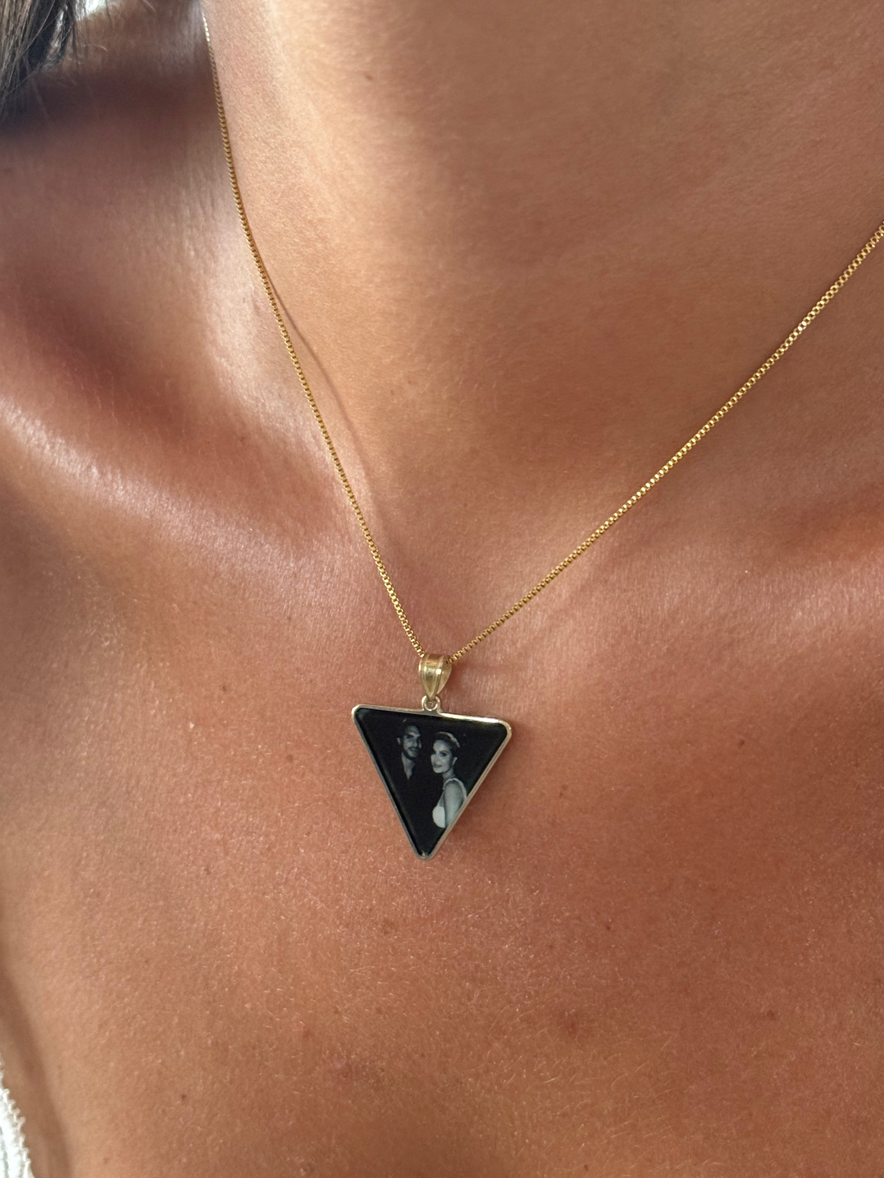 PICTURE PENDANT